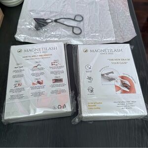 New  Two-Pair Eyelash Application Kit - Black